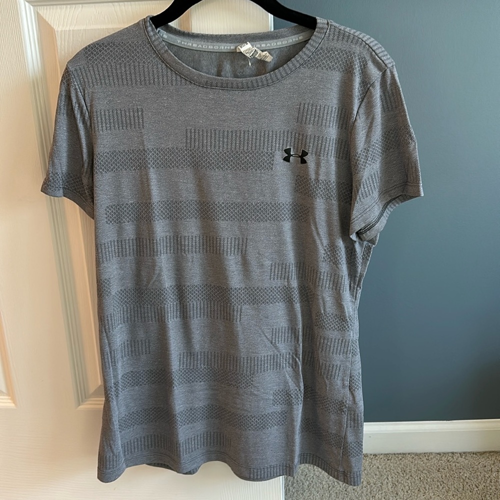 Under Armour  Top